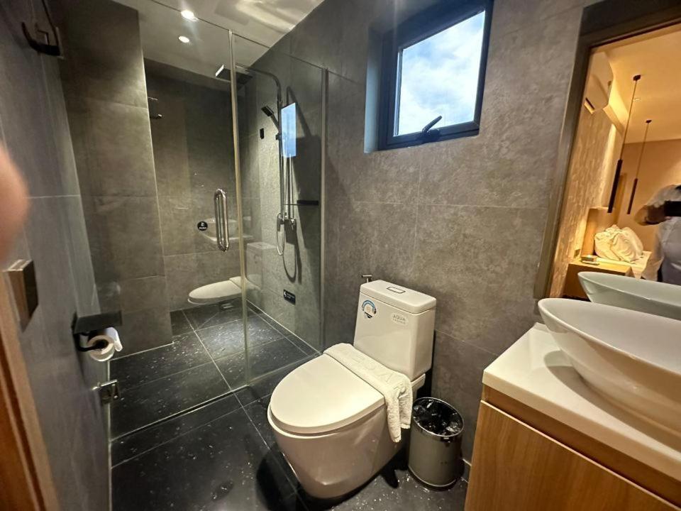 Sf Hotel Penthouse Residences Phnom Penh Extérieur photo